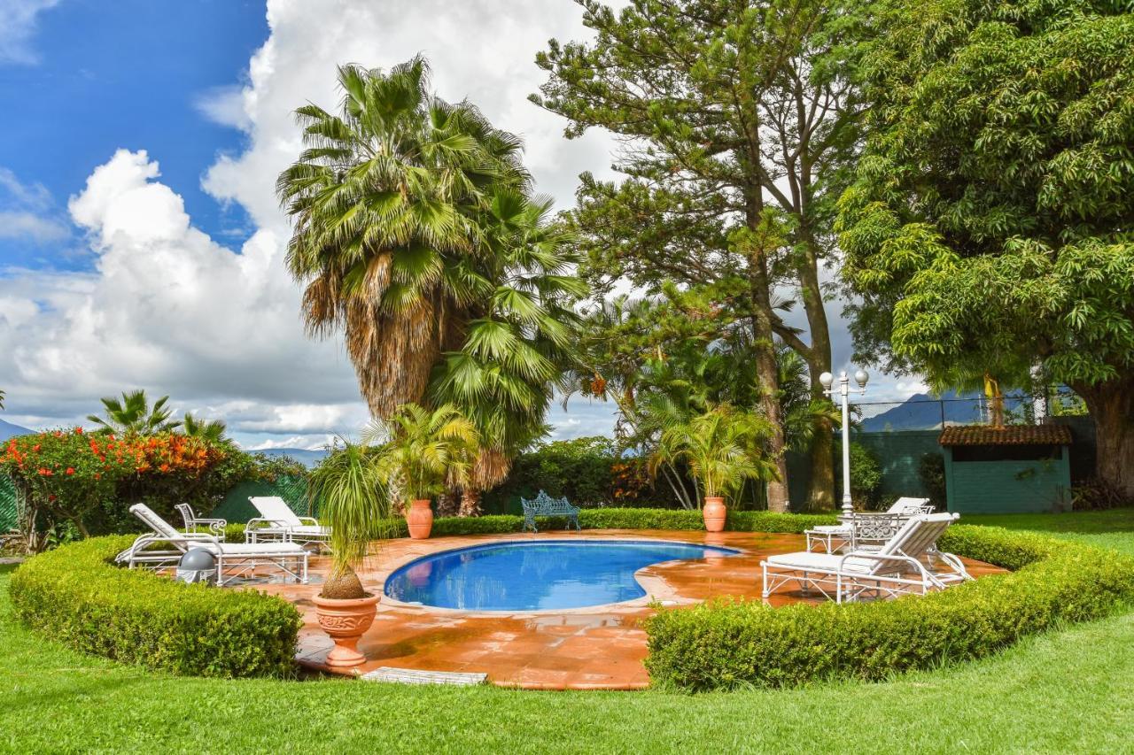 Casa Jardin-Lakeside Boutique Resort By Restavio Ajijic Exterior photo
