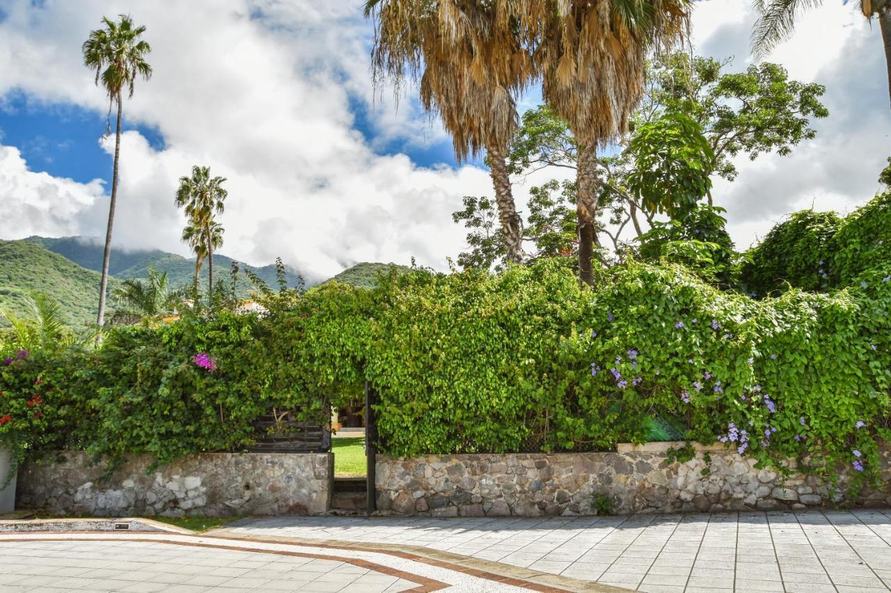 Casa Jardin-Lakeside Boutique Resort By Restavio Ajijic Exterior photo
